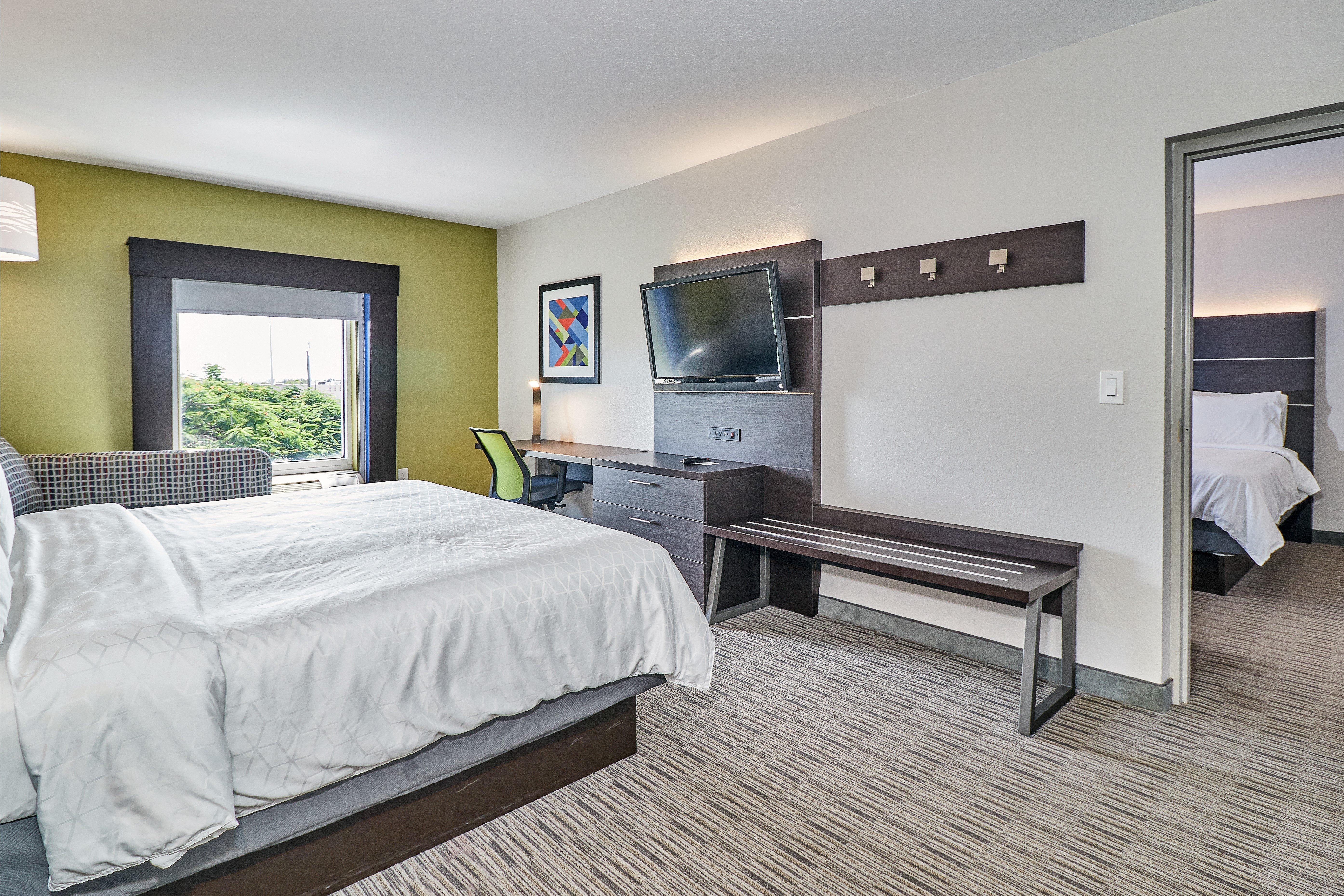 Holiday Inn Express Hotel & Suites Clearwater Us 19 North By Ihg Exterior foto